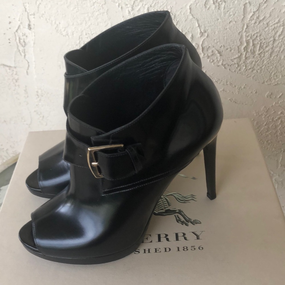 Burberry ankle boots - Picture 2 of 7
